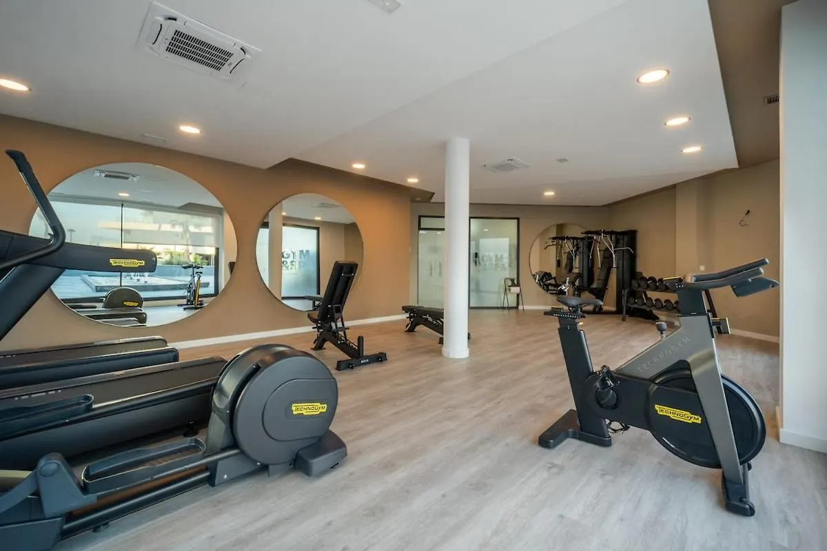 Luxury Oasis Escape Apartment Estepona