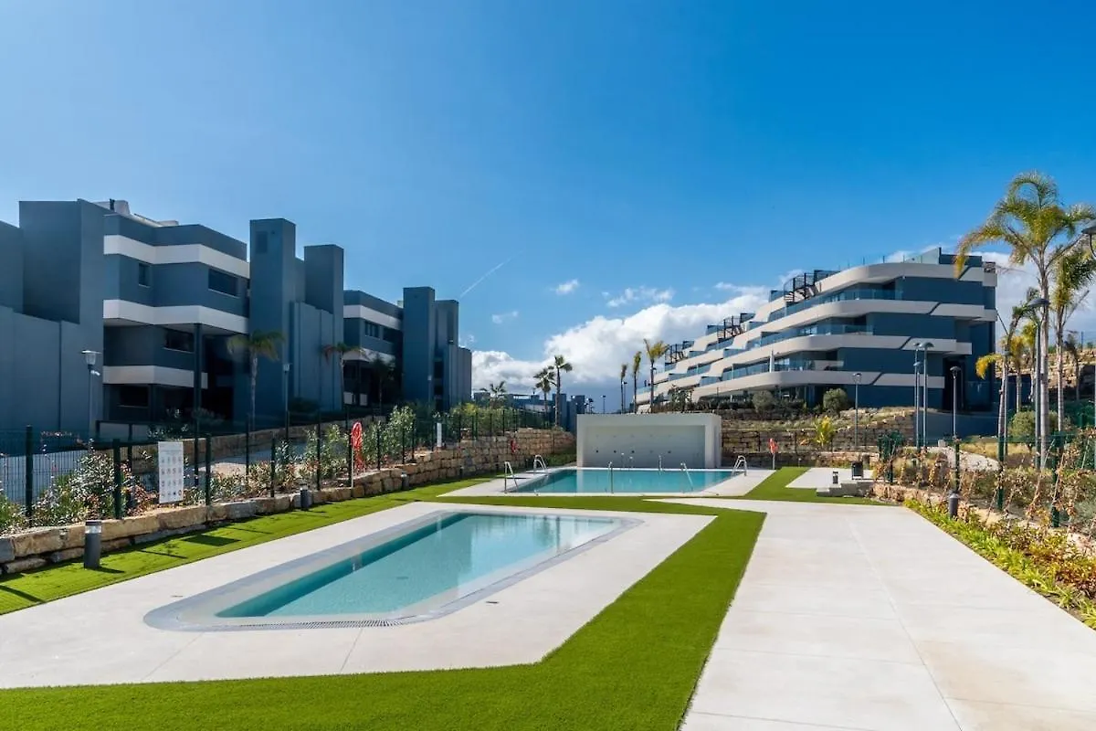 Luxury Oasis Escape Apartment Estepona