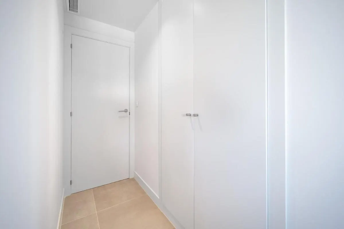 Luxury Oasis Escape Apartment Estepona