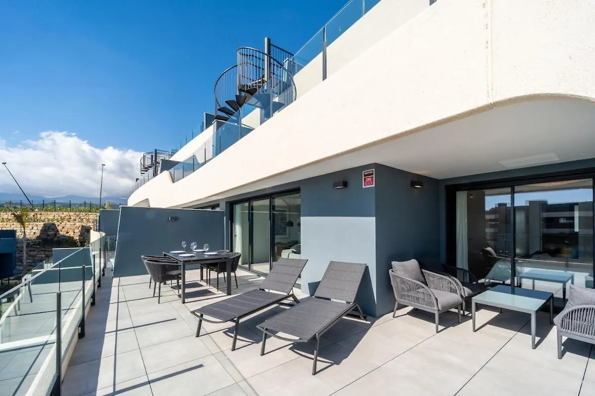 Luxury Oasis Escape Apartment Estepona 0*,