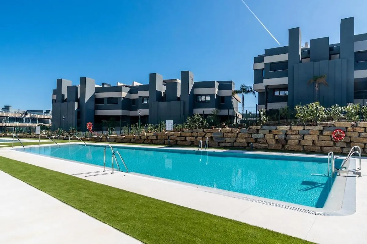 Luxury Oasis Escape Apartment Estepona